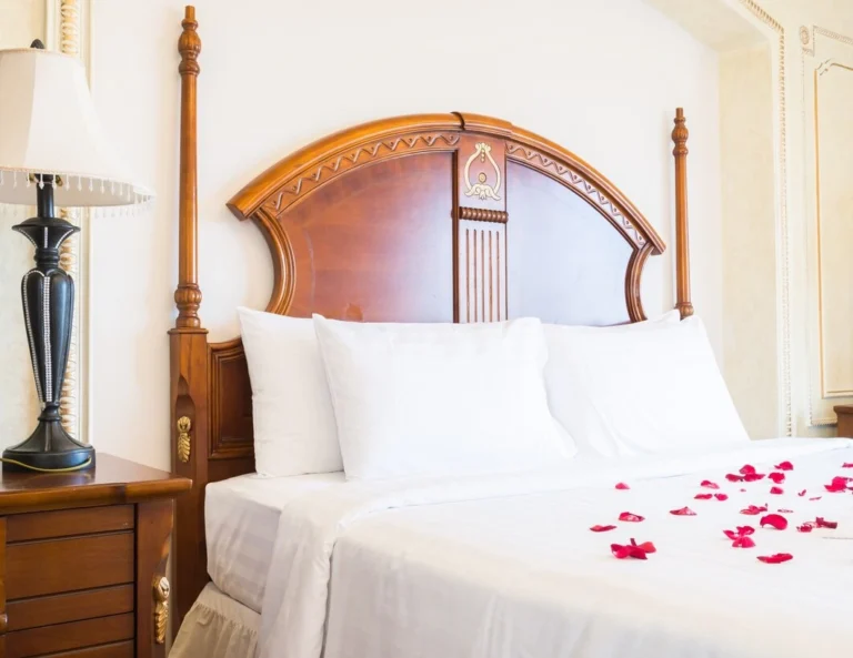 SAPPHIRE INTERNATIONAL HOTEL MANAGEMENT